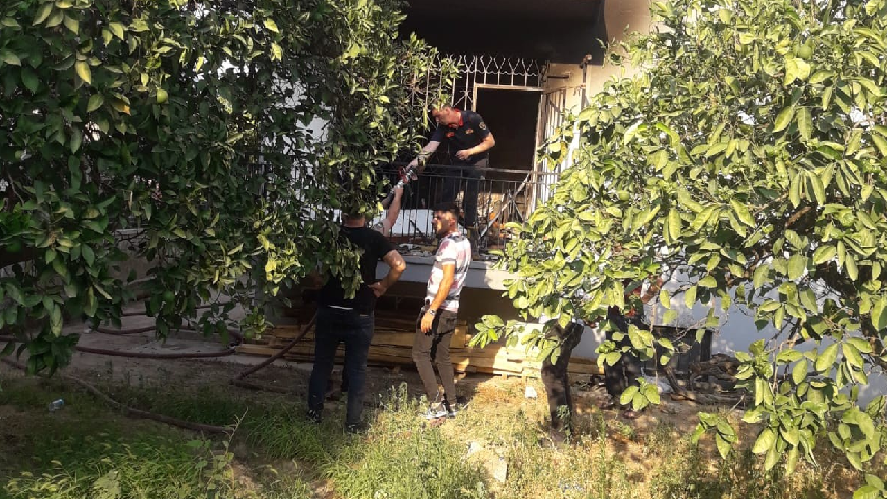Klima bomba gibi patladı, ev küle döndü!