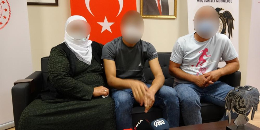 Evlat nöbetinde 100'üncü kavuşma! Bir aile daha terörün pençesinden kurtuldu