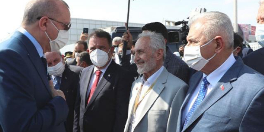 Erdoğan ile Kıbrıs'a giden Oğuzhan Asiltürk sitem etti: Engellemeye çalışıyorlar!
