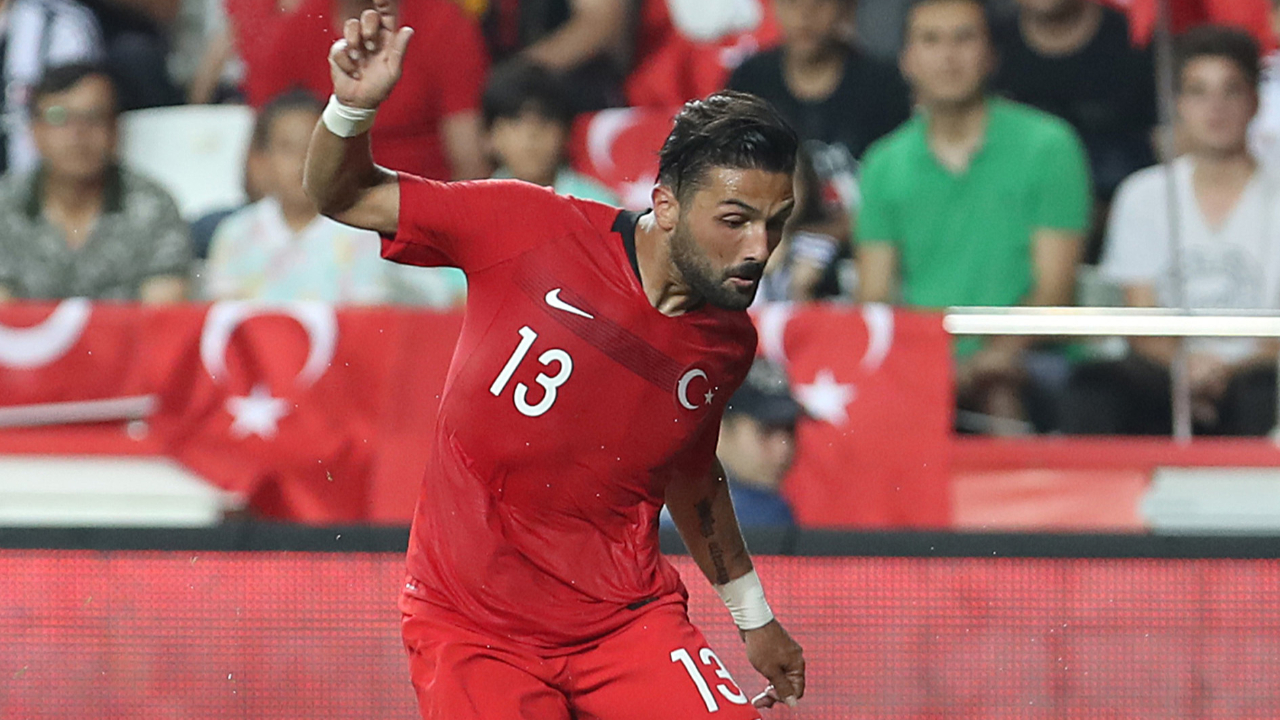 Adana Demirspor milli sol bek Umut Meraş için harekete geçti