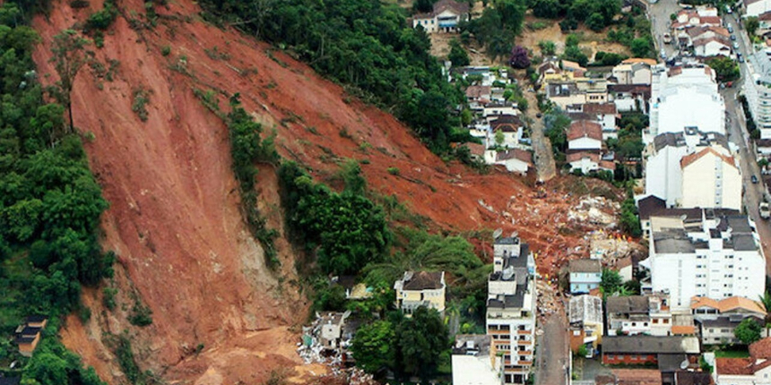 Meteoroloji Doğu Karadeniz'i uyarıyor: Sağanak sonrası su baskını ve heyelan riski var!
