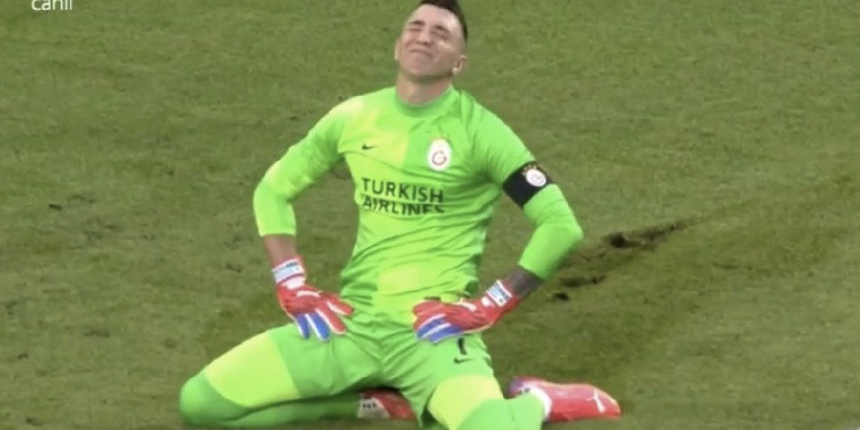 Muslera yediği hatalı goller sonrası ilk kez açıklama yaptı