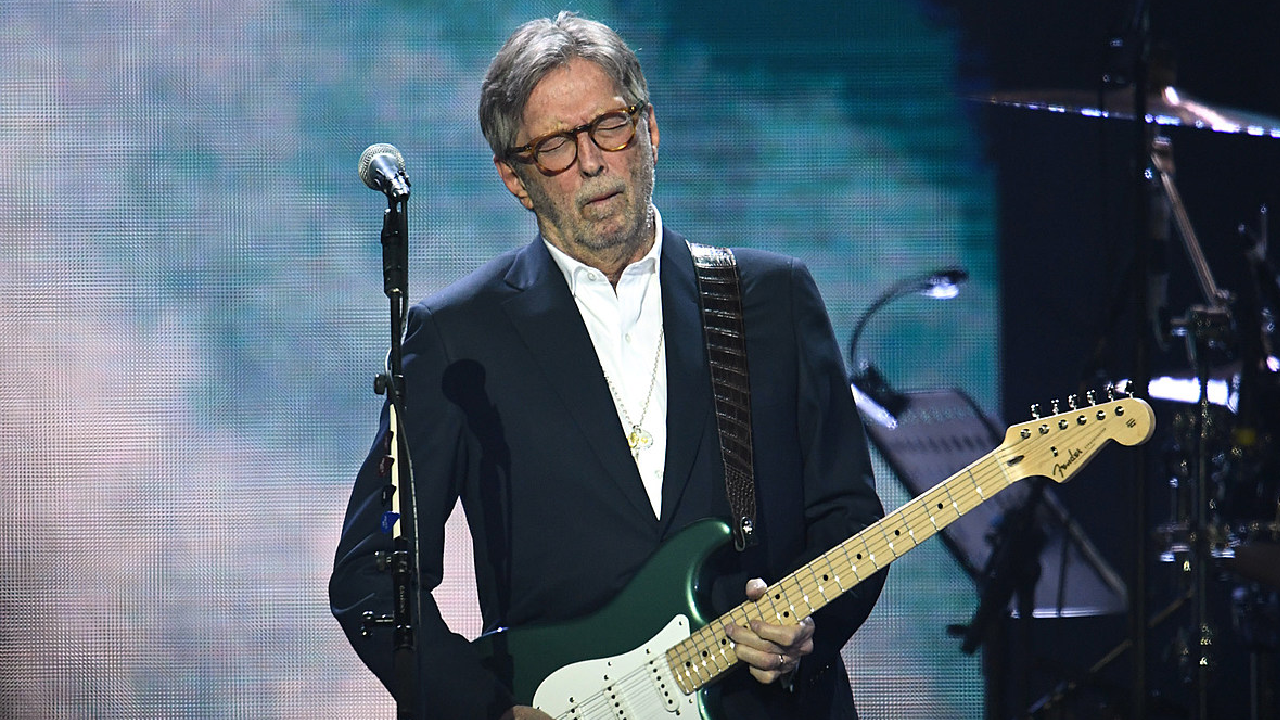 Eric Clapton'dan aşı zorunluluğuna tepki! O mekanlarda sahne almayacak