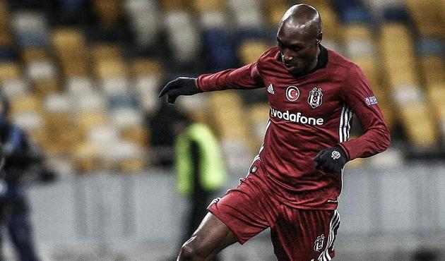 Beşiktaş taraftarından ‘bordo’ isyanı!