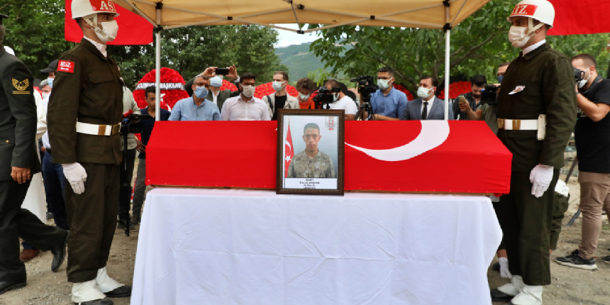 El Bab şehidi Emrah Arslan'a son görev