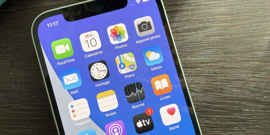 Türkiye'deki bazı iPhone kullanıcılarına bu bildirim geldi: "Evde Kal Türkiye"