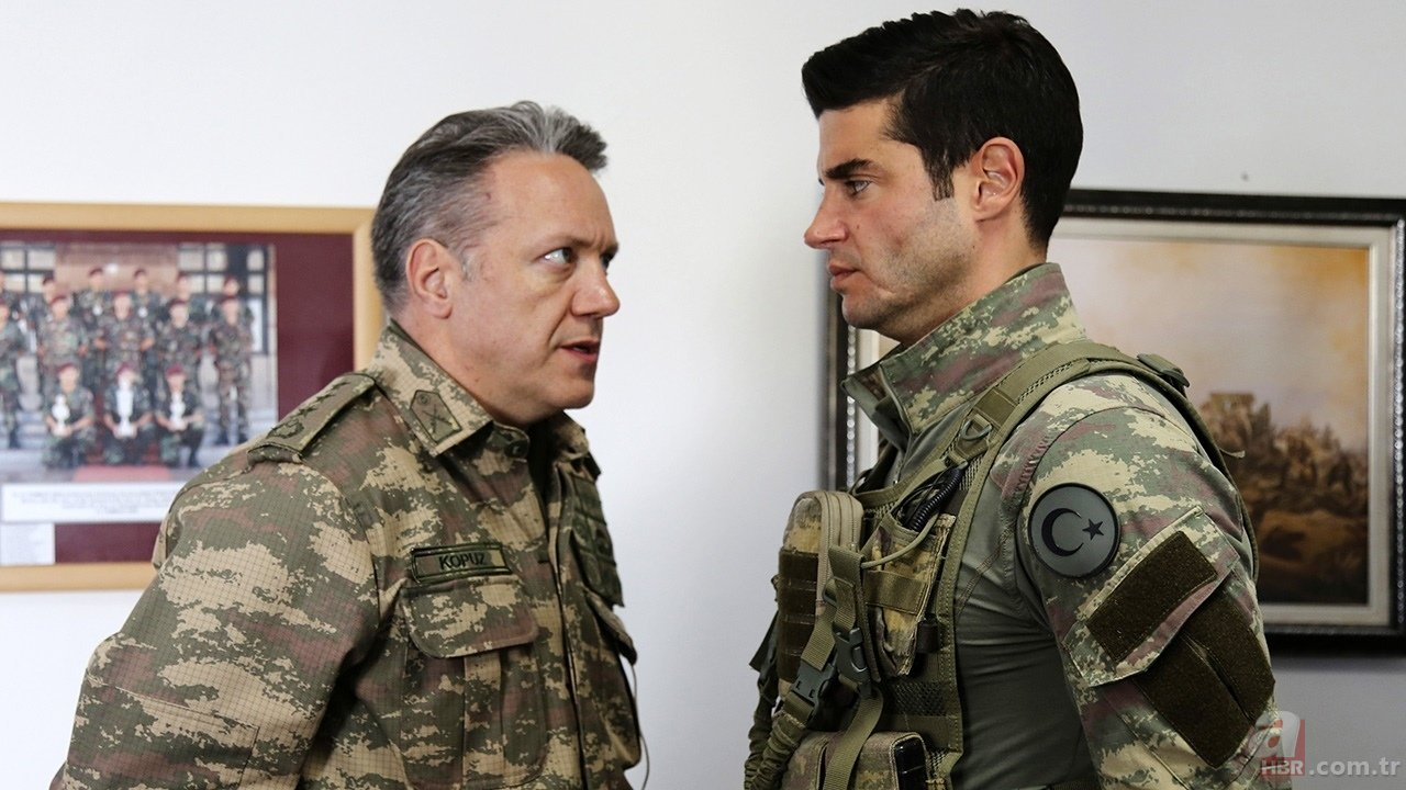 Savaşçı Dizisinden Ayrıldı! Olay Oldu! Şimdi de Yasak Elma’dan Ayrılıyor! Berk Oktay’dan Haber Var