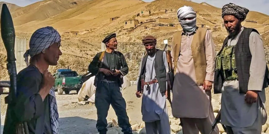 Afganistan'daki 34 vilayetin 31'inde sokağa çıkma kısıtlaması geldi!