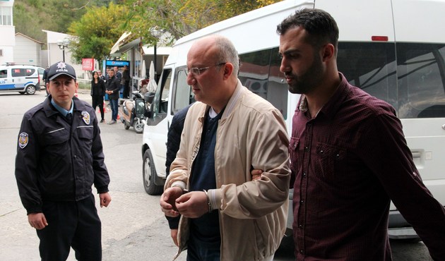 FETÖ'nün sözde imamının üç telefonunda da "ByLock" çıktı