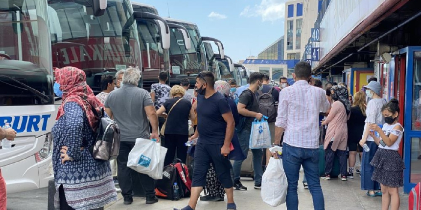 15 Temmuz Demokrasi Otogarı’nda dönüş hareketliliği
