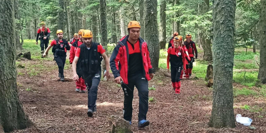 Uludağ'da kaybolan kadını arama çalışmaları sürüyor: 48 saattir iz yok