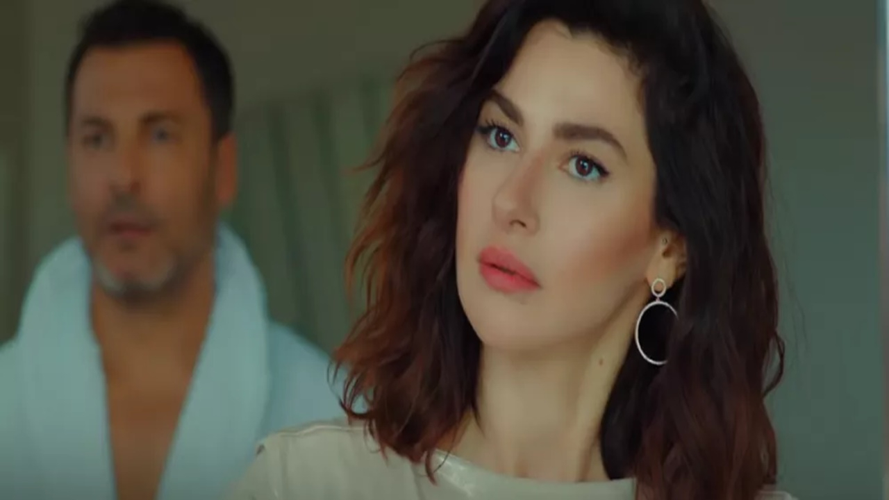 Yasak Elma dizisinin yıldızı yeni dizi için imaj değiştirdi! Görenlerin ağzı açık kaldı!