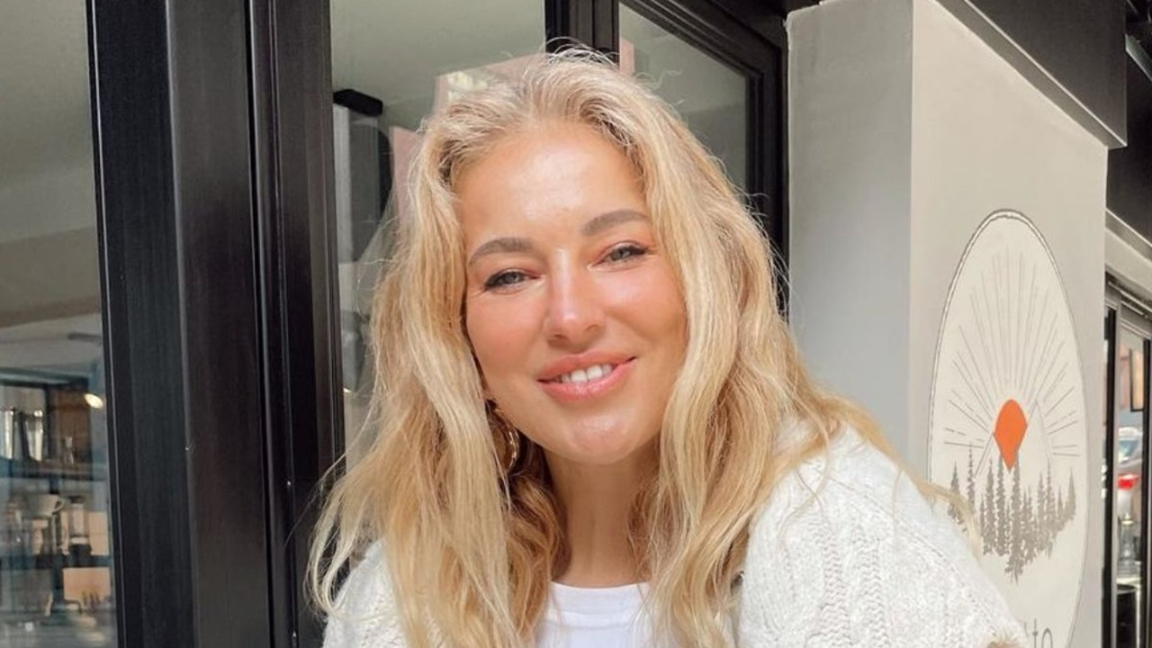 Burcu Esmersoy'dan son yılların en büyük itirafı geldi! Sözleri duyan sosyal medyada koştu!
