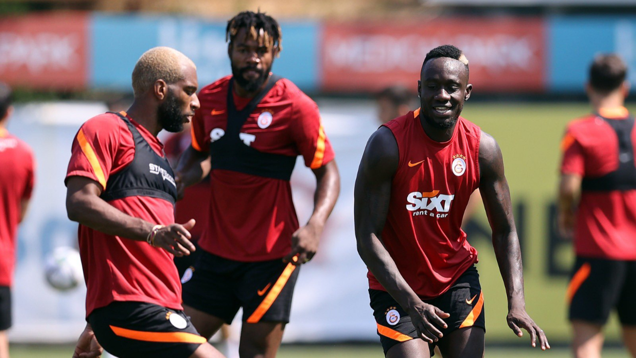 Galatasaray'da gönderilecek isimler belli oldu... Falcao, Feghouli, Babel liste başı