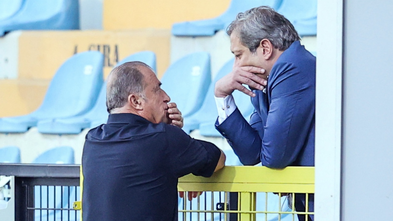 Burak Elmas'tan 5-1 yorumu... "Bütün hocalarımızın ve sporcularımızın sonuna kadar arkasındayız"