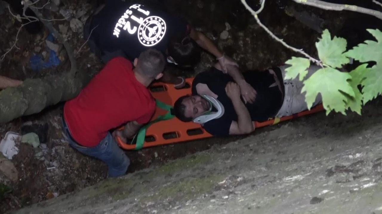 Alkollü şahıs 4 metre yükseklikten dereye düştü!