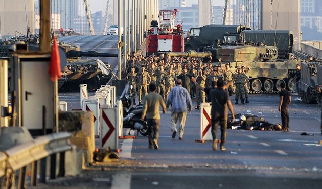 Savcılık uyardı: 47 FETÖ'cü albaydan sadece 2'si darbe girişimine katıldı... Diğerleri kim, halen bilinmiyor!