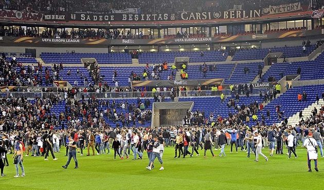 Olympique Lyon’a ceza kapıda!
