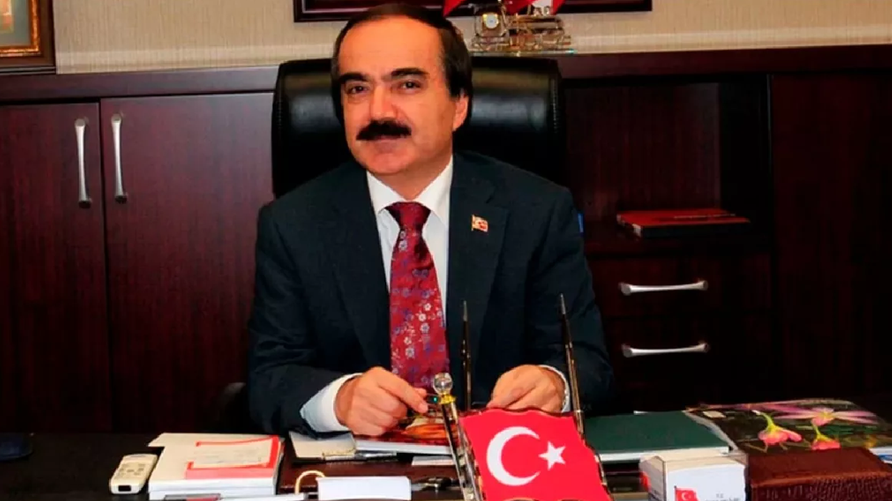 Eski Sakarya Valisi Hüseyin Avni Coş kalbine yenildi