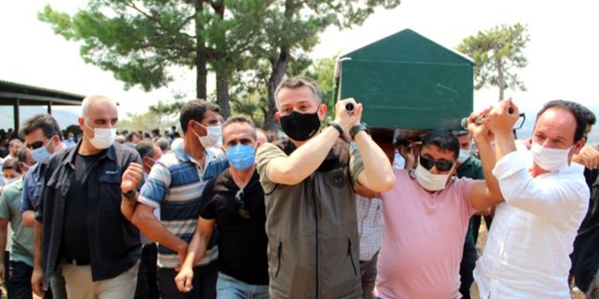 Yangın faciasında hayatını kaybeden Gardaş çifti son yolculuğuna uğurlandı