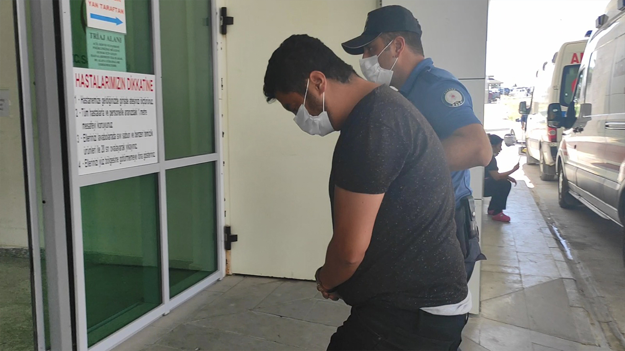 Kışla içinde yangın çıkarmaya çalışırken suçüstü yakalandı: Çok önemli bir detay ortaya çıktı