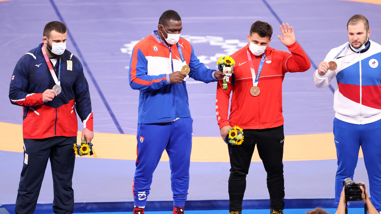Rıza Kayaalp, Tokyo 2020'de bronzla yetindi