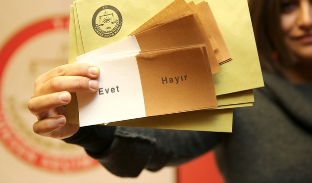 Referanduma saatler kala 3 anket firmasından dikkat çeken sonuçlar!