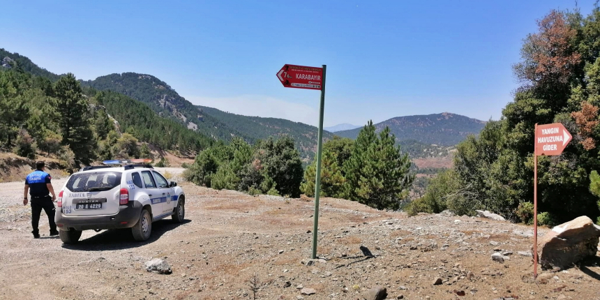 Vatandaşlar ekiplerle beraber geceleri 'yangın nöbeti' tutmaya başladı