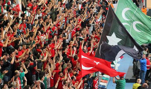 İnanılmaz maç: Bursa Büyükşehir Belediyespor tarih yazdı!