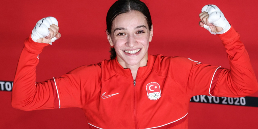 Buse Naz Çakıroğlu, Tokyo 2020'de tarih yazıyor! Finaldeyiz!