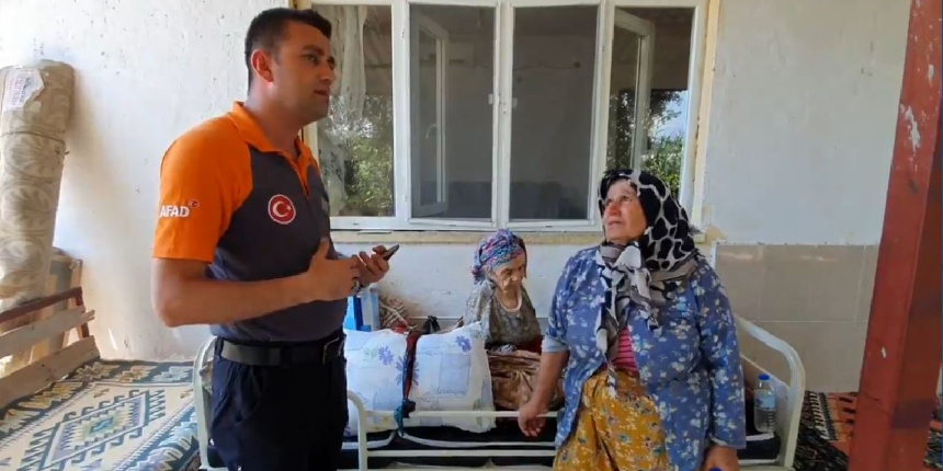 AFAD: Bölgede 1759 vatandaşımıza barınma hizmeti veriyoruz
