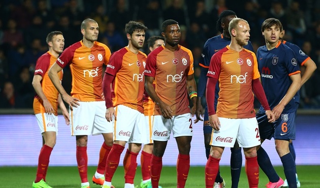 Derbi öncesinde ünlü isimden şok yorum: "Galatasaray 3. bile olamaz"