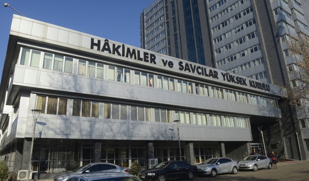 Anayasa değişikliği tamam... İlk o değişecek!