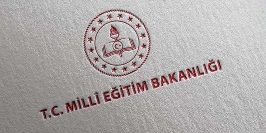 Milli Eğitim Bakanlığına Ziya Selçuk'un yerine Mahmut Özer getirildi