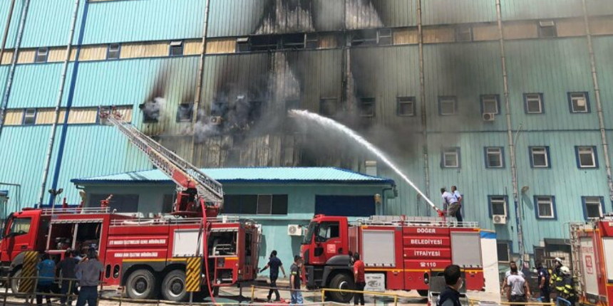Eskişehir'de korkutan patlama: Yangın kısa sürede büyüdü!