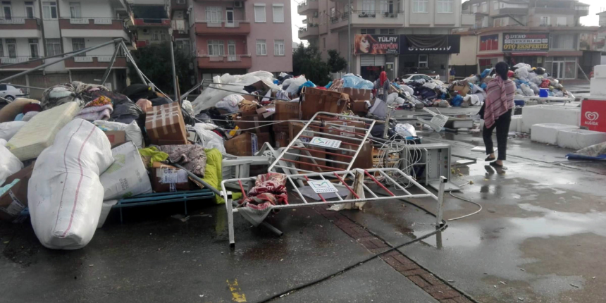 Antalya'da yüz güldüren yağış zor anlar da yaşattı