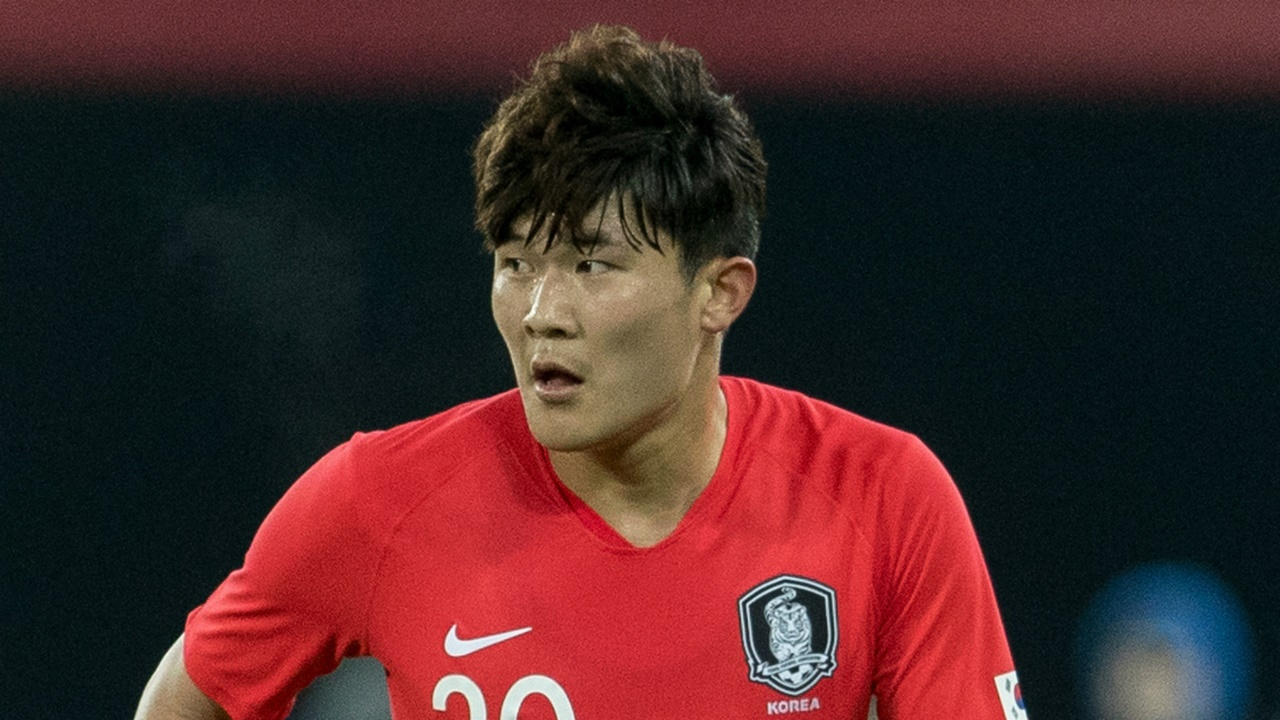 Fenerbahçe'nin yeni stoperi Güney Koreli Min-Jae Kim İstanbul'a geldi