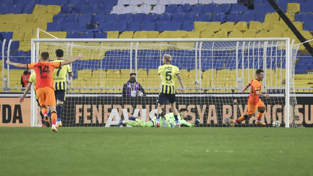 Galatasaray'ın Fenerbahçe maçında usulsüz seyirci girişi olduğuna yönelik şikayeti hakkında karar verildi