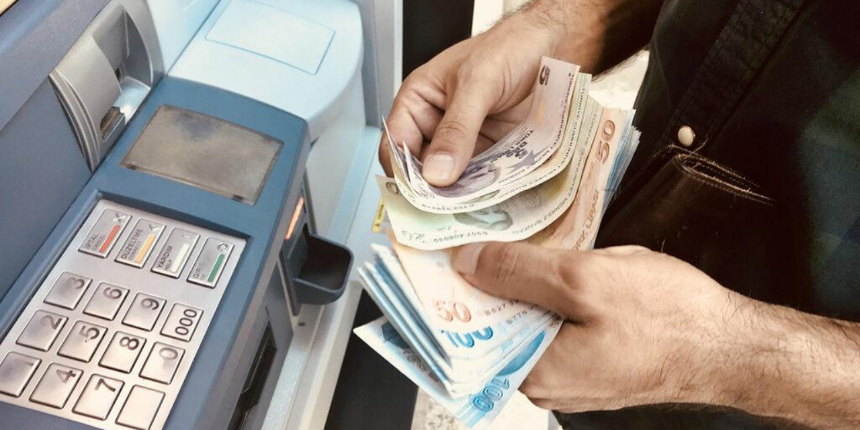 ATM'lerden yapılan EFT'lerin ücreti değişti! İşte yeni tutar...