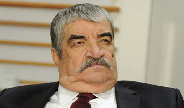 Bir yıldız daha kaydı! Usta oyuncu Bülent Kayabaş vefat etti...