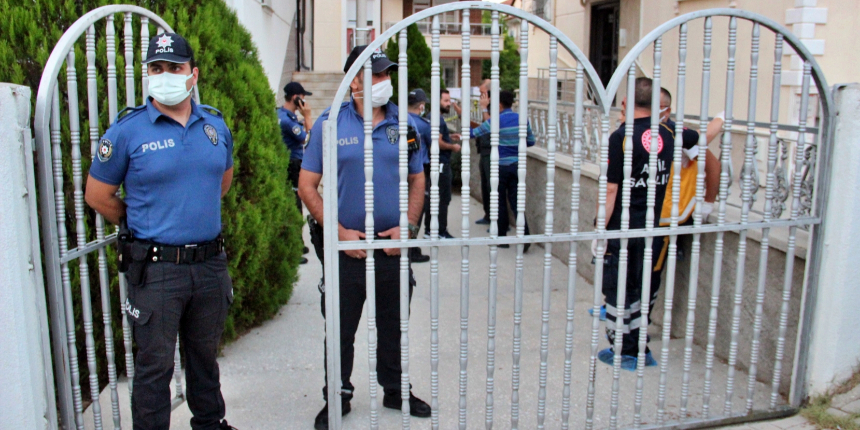 Aynı evde 9 yıl sonra başka bir cinayet işlendi! Damat dehşet saçtı!