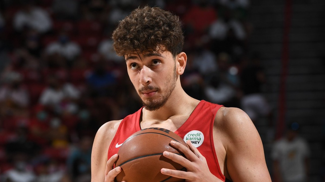 NBA Yaz Ligi'nde Alperen Şengün fırtınası sürüyor