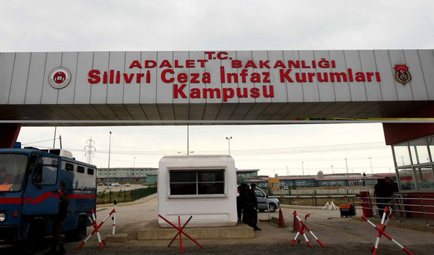Cezaevindeki  FETÖ'cülerin sandıklarından hayır çıktı