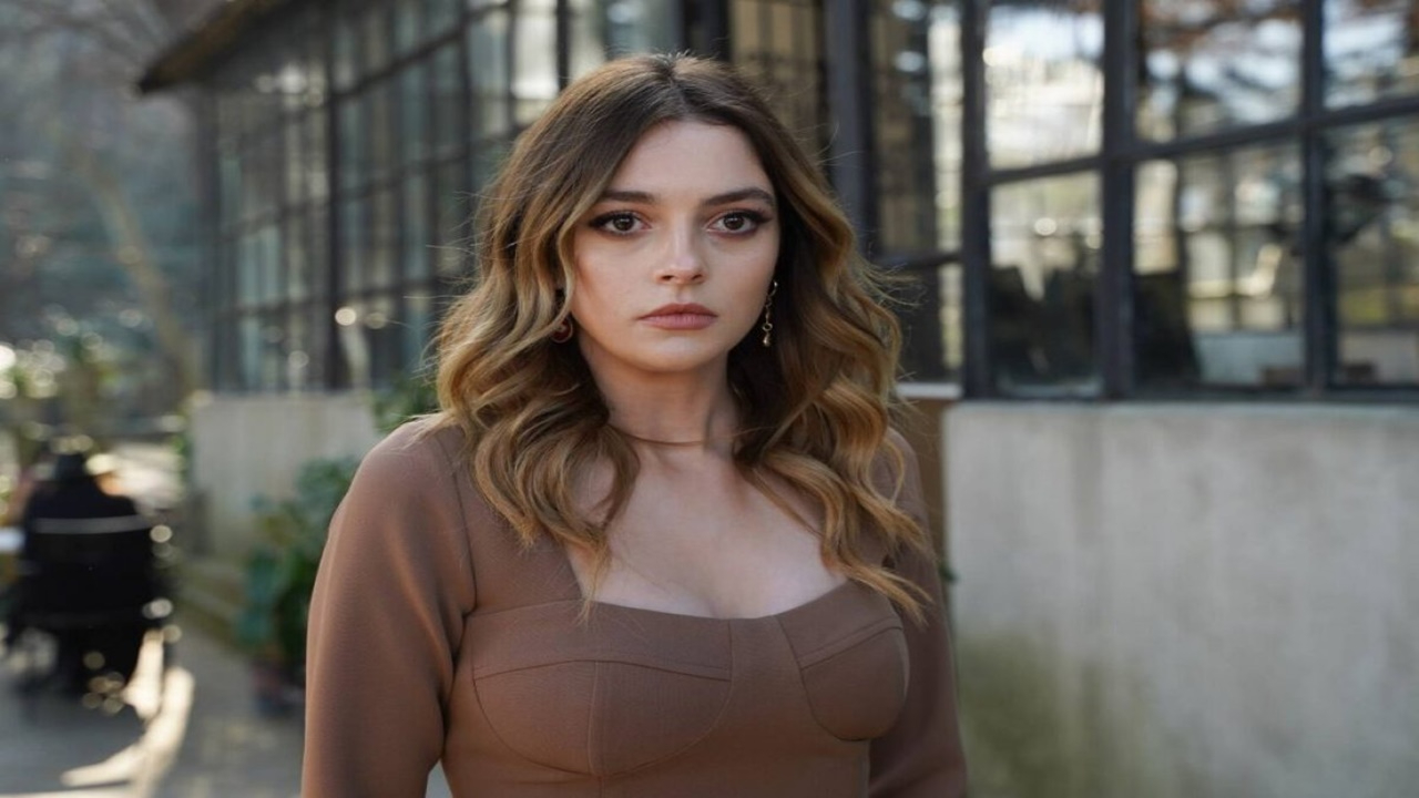 Sadakatsiz Derin'e sayıp sövdüler! Melis Sezen kamera karşısına geçti! Tepkiler olay oldu!