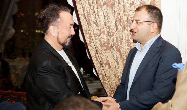 Arkasında 'Adnan Hoca' varmış... Cem Küçük'e sadece Adnan Oktar destek çıktı!