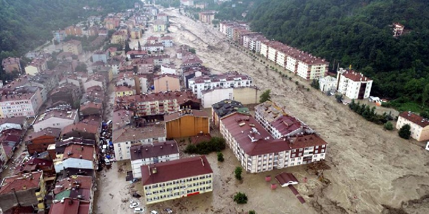 Karadeniz'deki sel felaketinde can kaybı 38'e yükseldi