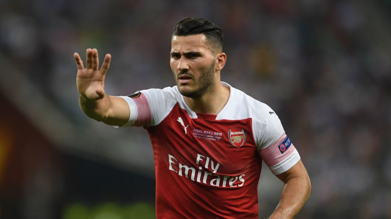 Fenerbahçe'nin anlaşmak üzere olduğu Kolasinac'a Roma ve Milan da talip oldu