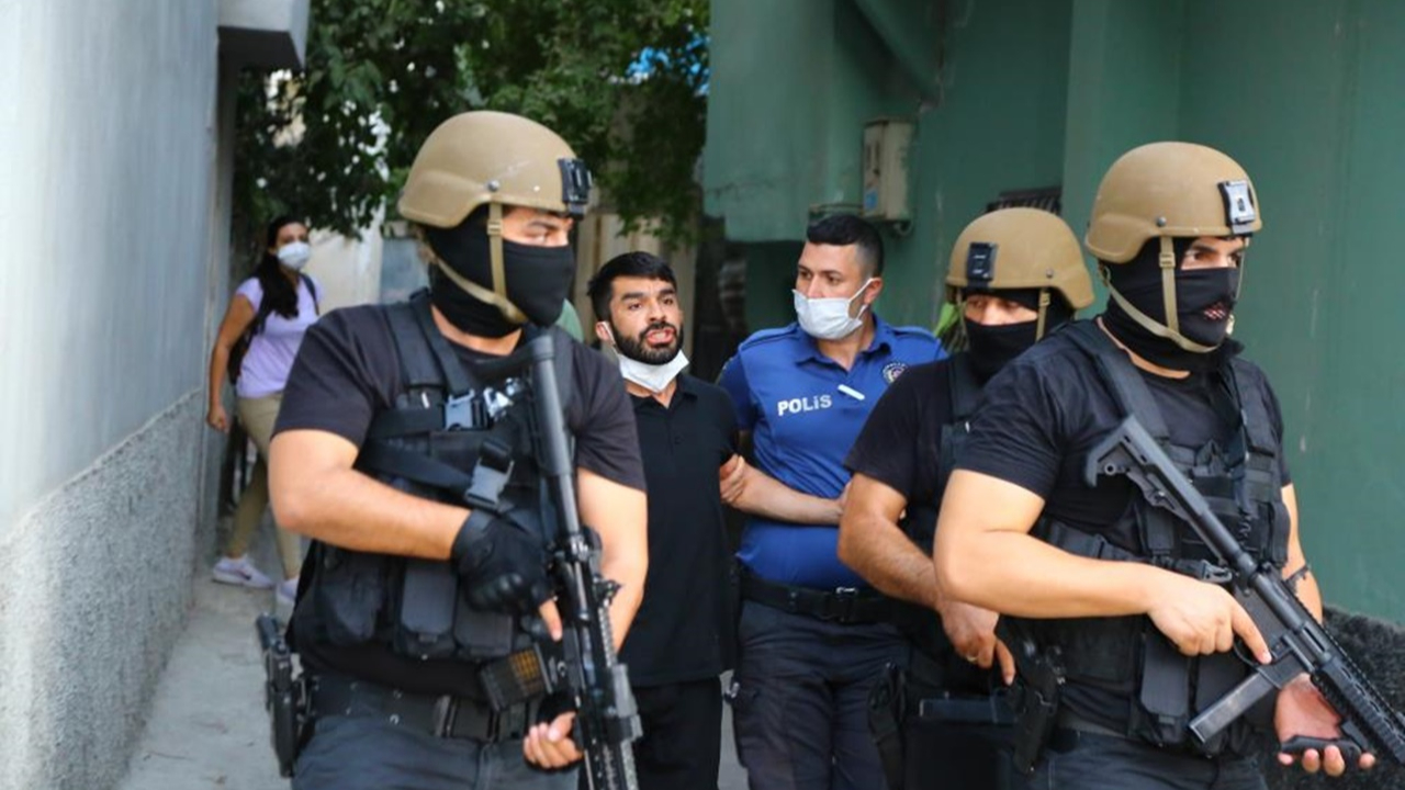 Adana’da şafak vakti PKK/KCK operasyonu!