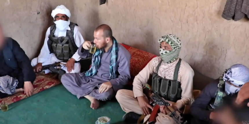 FETÖ okulundan mezun, ana dili gibi Türkçe bilen Taliban komutanı!