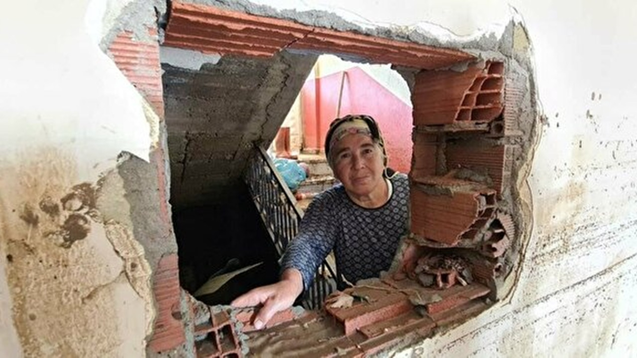 Sele karşı mücadele eden ailenin hayatını balyoz kurtardı!